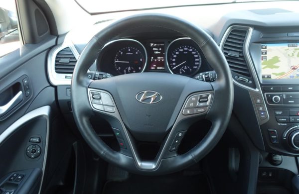 Hyundai Santa Fe Grand 2.2 CRDi EXECUTIVE 7 MÍST 4×4, nabídka A131/19