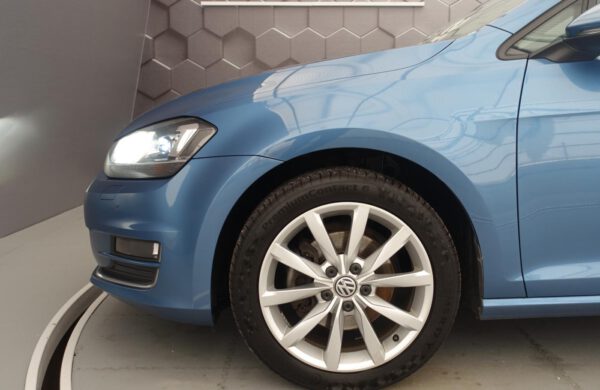 Volkswagen Golf 2.0 TDi Highline DSG Bi-Xenon, nabídka A161/21