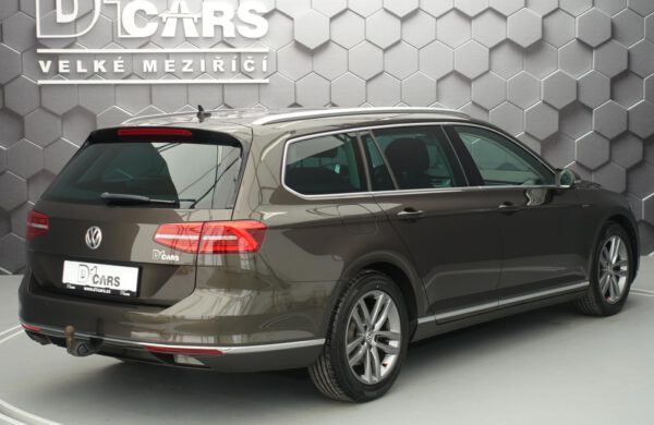 Volkswagen Passat 2.0 TDi Highline 140 kW Bi-XENONY, nabídka A49/21