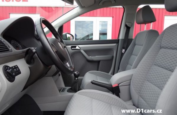 Volkswagen Touran 1.9 TDI BlueMotion VYHŘ. SEDADLA, nabídka A94/14