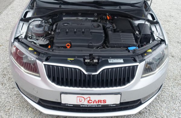 Škoda Octavia 1.6TDi DSG Elegance NAVI,Bi- XENONY, nabídka AV19/19