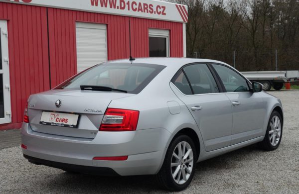 Škoda Octavia 1.6TDi DSG Elegance NAVI,Bi- XENONY, nabídka AV19/19