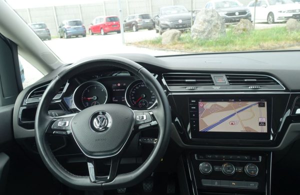 Volkswagen Touran 2.0 TDi Highline, nabídka e6c9ad7b-afc3-41b1-988f-0f1f54f30306