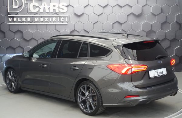 Ford Focus 2.0 ST-Line 140 kW LED SVĚTLA, nabídka 56bc45b6-4cba-4f8a-b3e9-f0542c7123e1