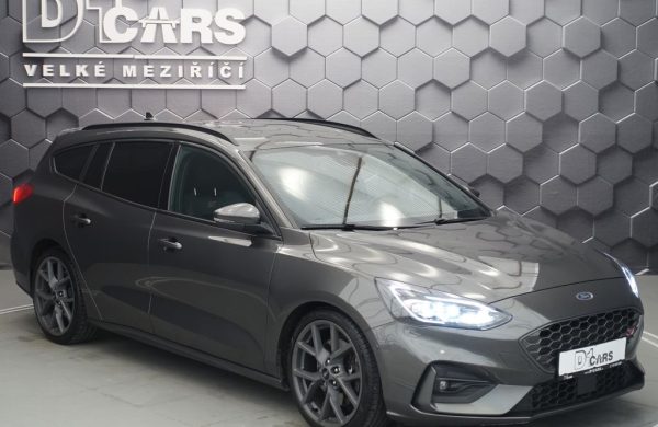 Ford Focus 2.0 ST-Line 140 kW LED SVĚTLA, nabídka 56bc45b6-4cba-4f8a-b3e9-f0542c7123e1